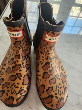 Hunter Leopard Chelsea Rain Boots - Brown/Black